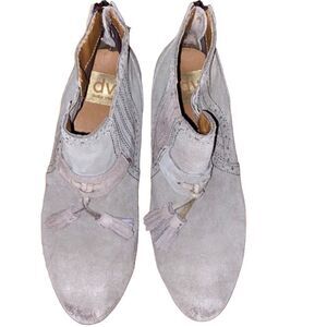 Dolce Vita Tan Suede Booties Size 9.5